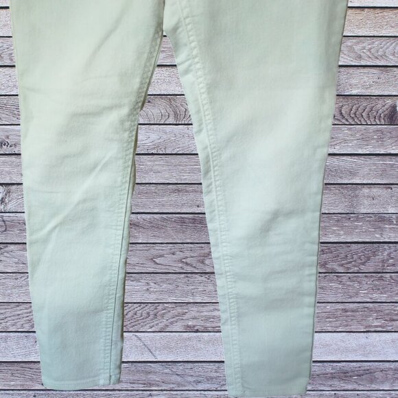 Old Navy Super Skinny Ankle Women's Petite Size 2 White Denim Jeans - Picture 3 of 5
